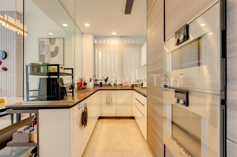 2 Bed Condo for Sale in  Gramercy Park - Image 9